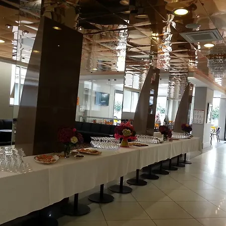 Lys De Marie Hotel