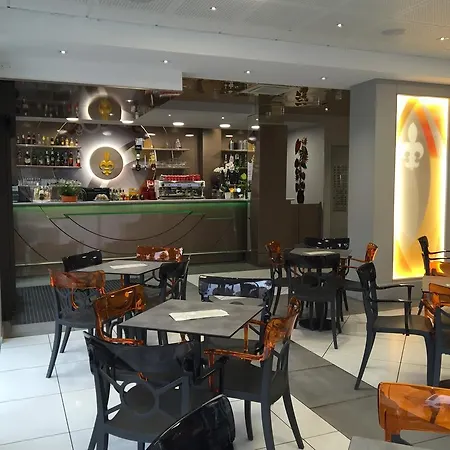 Lys De Marie Hotel Lourdes